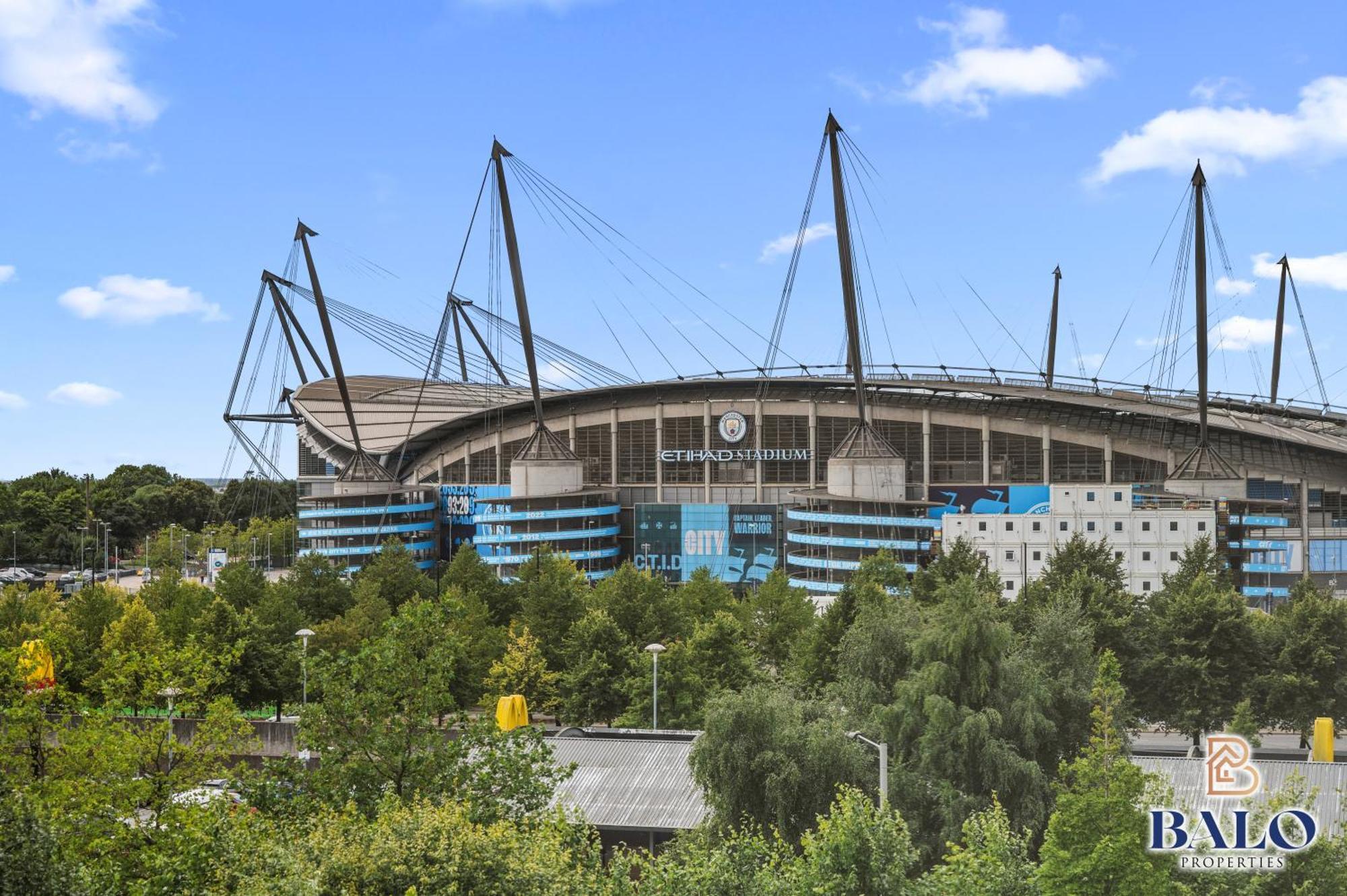 Modern Spacious 2Bedroom Apartment Great! Location By Etihad Mancity Stadium& Coop Live Arena Манчестър Екстериор снимка