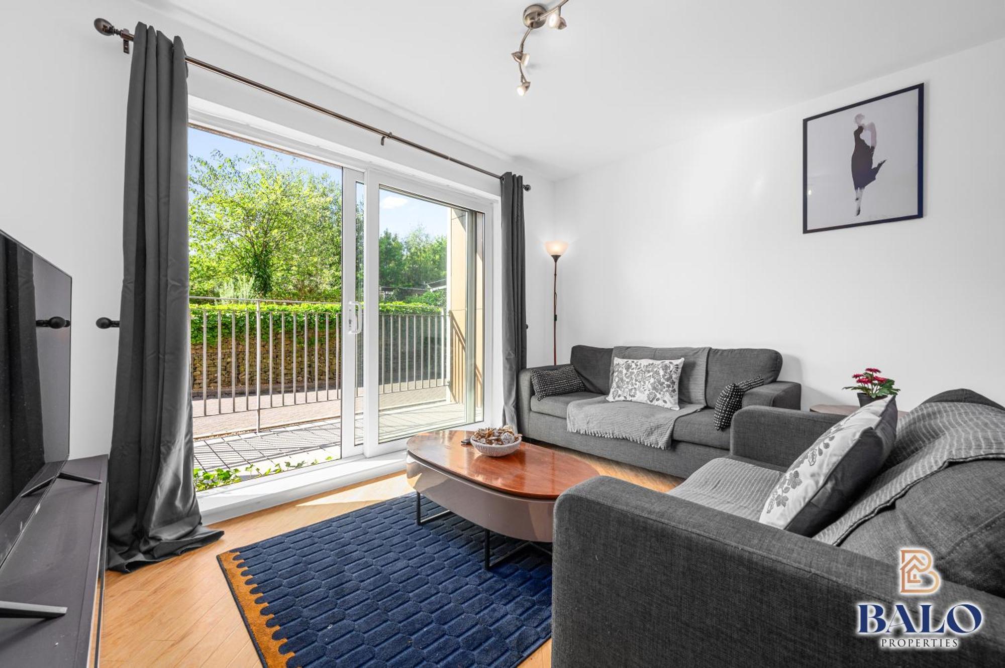 Modern Spacious 2Bedroom Apartment Great! Location By Etihad Mancity Stadium& Coop Live Arena Манчестър Екстериор снимка