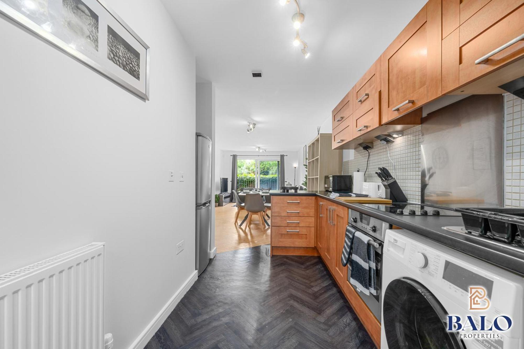 Modern Spacious 2Bedroom Apartment Great! Location By Etihad Mancity Stadium& Coop Live Arena Манчестър Екстериор снимка